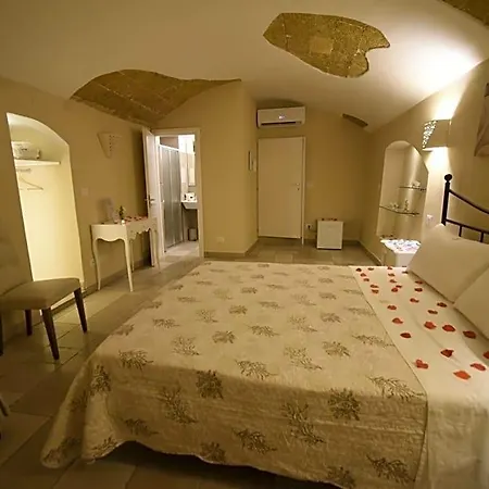 Corte Cantalupi Bed & Breakfast 3*
